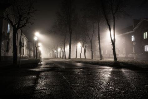 Fog In Night City Night City Fog On The Road Ad Night Fog