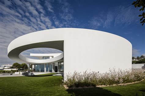 Casa Elíptica Modern Ocean Front House Portugal4 Idesignarch