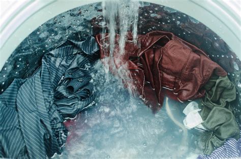 Expert Reveals How Long You Can Actually Leave Your Wet Clothing In The
