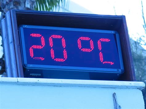 2.870 artikel für „temperaturanzeige bei mercateo, der beschaffungsplattform für geschäftskunden. "Temperaturanzeige am Pool - 13 Uhr" Port Side Resort ...