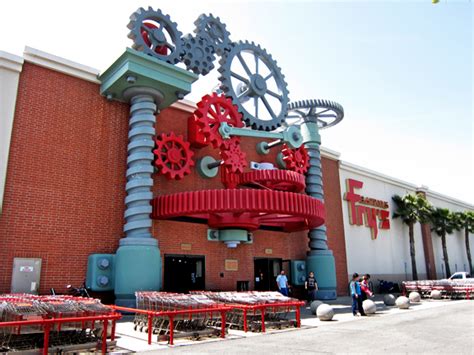 In store cafe and deli i think like most people in silicon valley, i had a love/hate relationship with fry's. Fry's "Steampunk" store | Sometimes Daily, Always Random