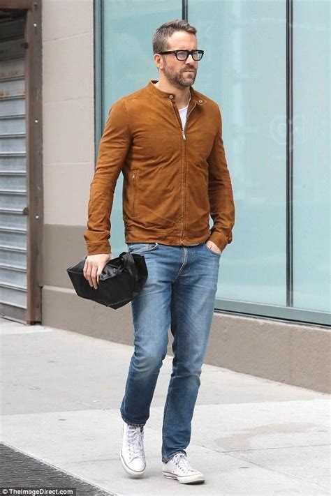 Ryan Reynolds New York City November 9 2017 Star Style Man