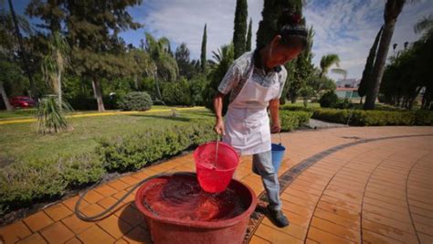 Cea Plantea Sancionar A Ciudadanos Que Tiren Agua En Quer Taro El