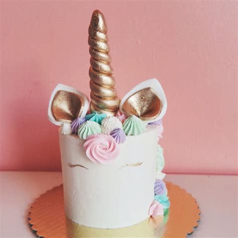 Sweet Unicorn Dreams 🦄💕 2tartsbakery Unicorncake Nbtx