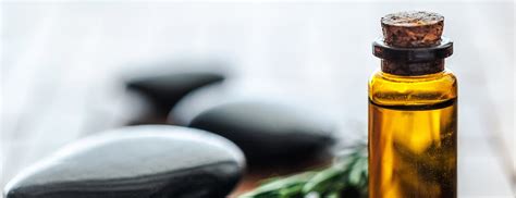 Ayurveda So Geht Die Massage Für Zu Hause Active Beauty