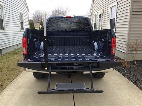 2015 F 150 Tailgate Step Is Better Still Has One Flaw Ford