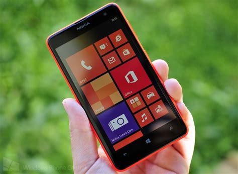 Nokia Lumia 625 Unboxing And First Impression Video And Photos