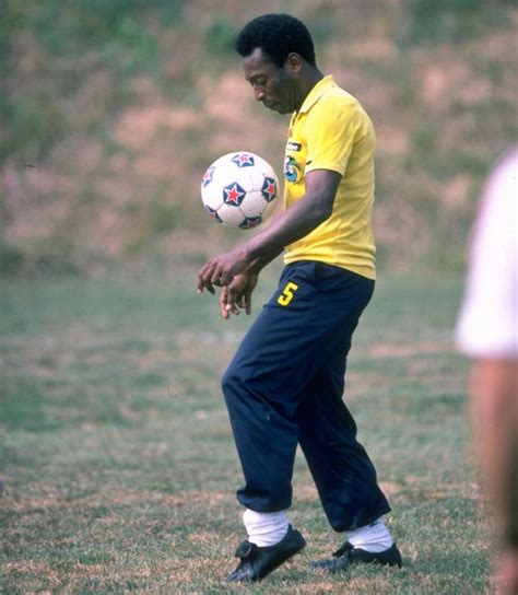 Pele 80 Milestones In The Soccer Legends Career Rediff Sports