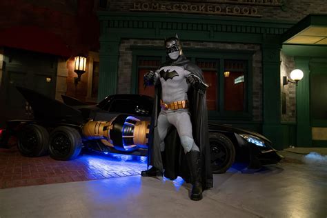 Your Last Chance To Visit The Batman Season At Warner Bros World