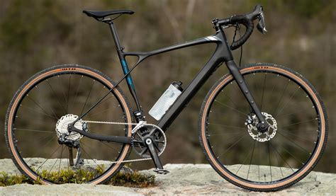 Gravel Grinder News Gt Introduces All New Grade Gravel Bikes Riding