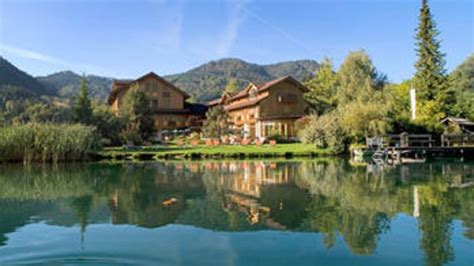 Es hat 2 zimmer, eine große küche, toilette/ dusche, zwei eingänge und terrassenbereiche. Haus am See (Weissensee) • HolidayCheck (Kärnten | Österreich)