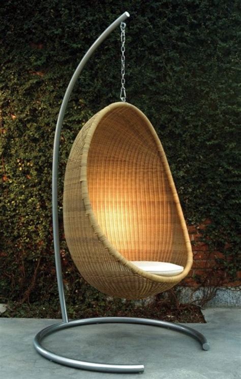 Rattan is a thin type of cane that grows around larger trees in the damp jungles of africa, malaysia and the philippines, and it's been used to make woven furniture for centuries. Rattan Garden Furniture Ideas - Design your balcony or ...