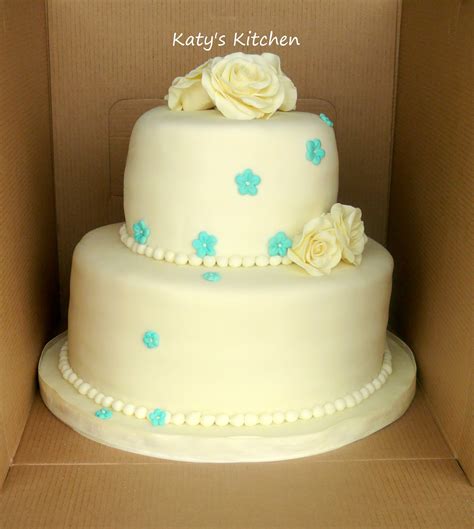 Katys Kitchen Ivory And Turquoise Wedding Cake