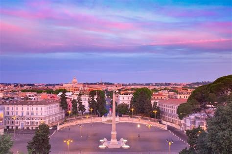 Maravillosa Vista Aérea De Roma Con La Plaza Romana Piazza Del Popolo