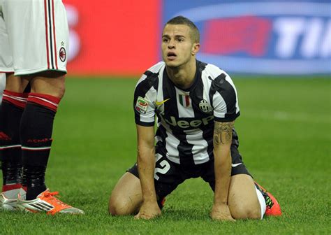 Sebastian giovinco is an italian professional footballer who plays as a forward for saudi arabian club al hilal. Sebastian Giovinco Pictures - AC Milan v Juventus FC ...