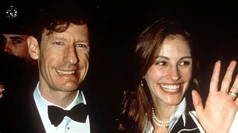 Julia Roberts Marriage To Lyle Lovett Wedding Pictures