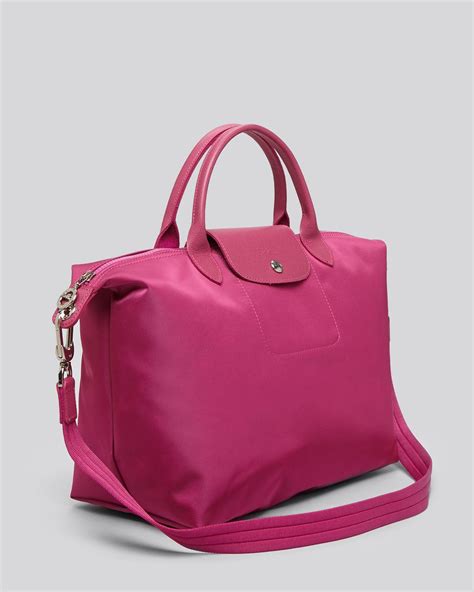 Longchamp nylon tote with tonal saffiano leather trim. Longchamp Tote - Exclusive Le Pliage Neo Medium in Pink - Lyst