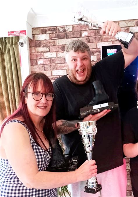 Im A Toe Wrestling World Champion — I Had My Toenails Removed To Compete