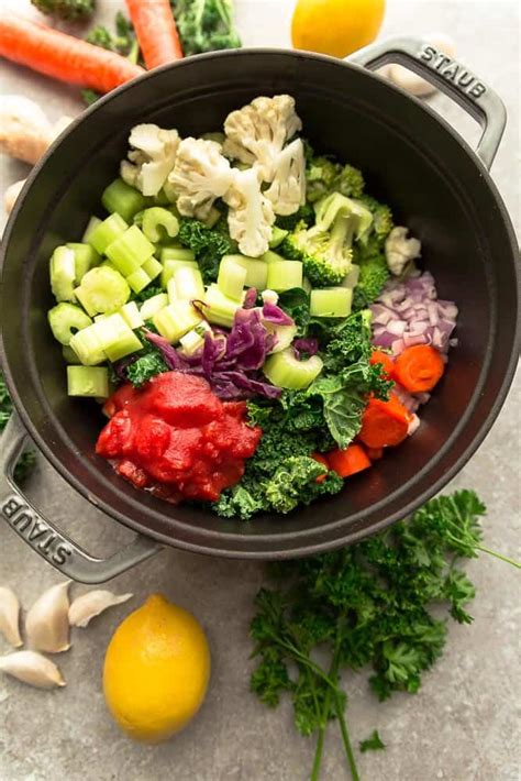Detox chicken soup recipe : Healthy and Easy Vegetable Detox Soup Recipe | The Recipe ...