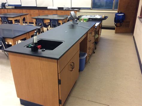 Longo Renovates Science Lab Classrooms At Nj Middle School Longo Labs