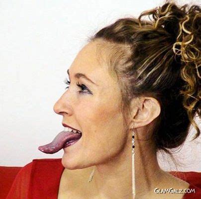 Galz With Freakishly Long Tongues Funny Site Long Tongue Girl Girl Tongue Tongue