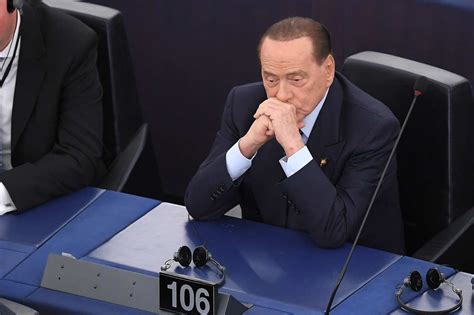 She gave detailed testimony regarding bunga bunga orgiastic parties at berlusconi's villa in arcore, north of milan, saying she saw two young women in nun costumes stripping in front of. Silvio Berlusconi, arriva un nuovo bollettino medico: la ...