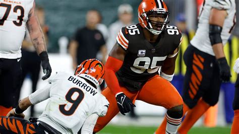 Cleveland Browns Star De Myles Garrett Injured During Pro Bowl Games