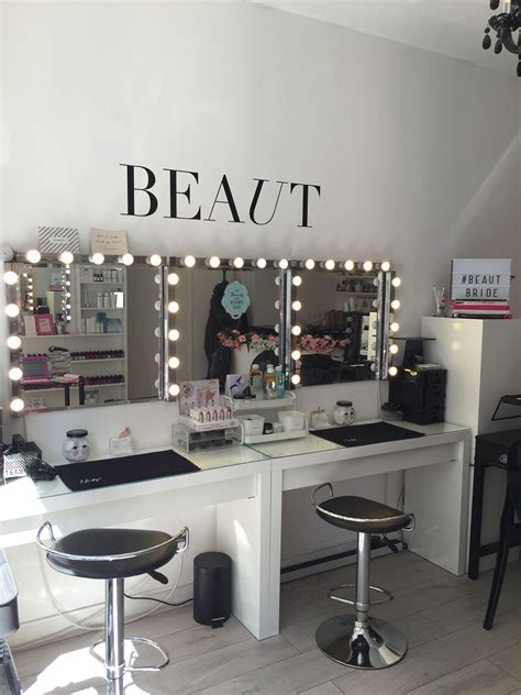 Make Up Stations For Hire At Our Pretty Make Up Studio In Shoreditch