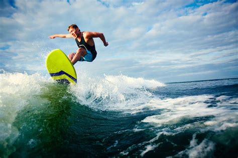 Beginners Guide To Surfing What You Need To Know