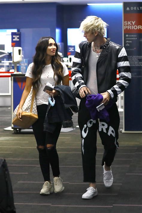 In fact, it's likely to generate some opinions that he's suited better as a rocker than a rapper. Megan Fox and new boyfriend Machine Gun Kelly kiss and ...