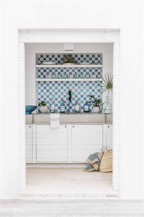 Home bar tile ideas