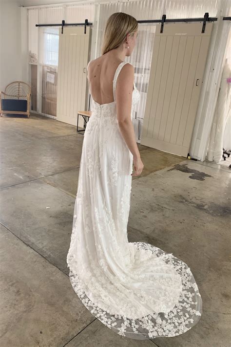 Christie Nicole Custom Made Brand New — All Offers Welcome New Wedding