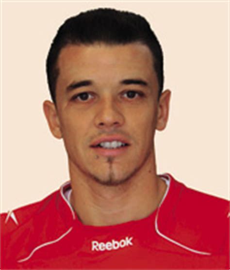 Game log, goals, assists, played minutes, completed passes and shots. Jogador - iG Esporte