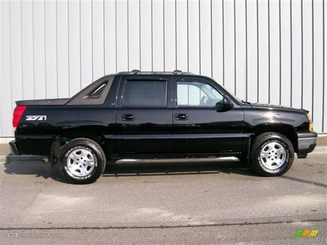 2006 Black Chevrolet Avalanche Z71 4x4 1085730 Photo 2