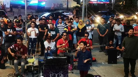Sirkhan & rinkarnaen publishing (aries music production) ©️ 2018 aries music sdn bhd aktifkan nada pemanggil ini dengan cara berikutnya: Putera BK - Di Matamu - Redeem Buskers ( Sufian Suhaimi ...