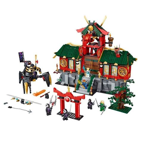 Lego® Ninjago® Battle For Ninjago City And Temple With 8 Minifigures