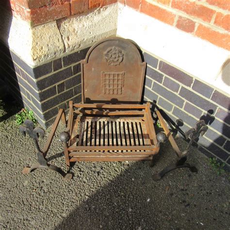 March 23, 2017, it the tournament was viewed by a total of 1 million viewers. Antiques Atlas - Antique Cast Iron Fire Back ,Grate ,Dogs ...
