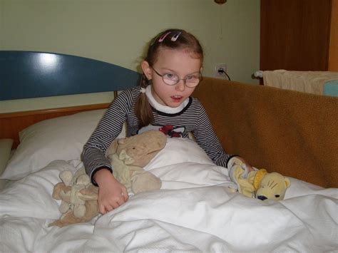 Bin zwar eingeschlafen, hatte aber wohl durch die volle windel einen recht unruhigen schlaf. Was tut sich bei Isabella?: Januar 2011