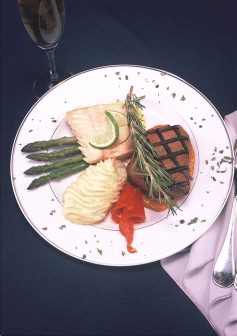 Entree plate | Dining services, Great recipes, Entrees