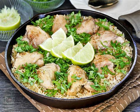 Cilantro lime rice is a simple and flavorful way to prepare jasmine rice or your basic white rice. Cilantro Lime Chicken Rice | Roti n Rice