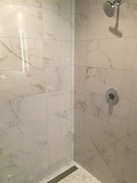Calcutta Polished Porcelain Looks Just Like Marble See It In Every