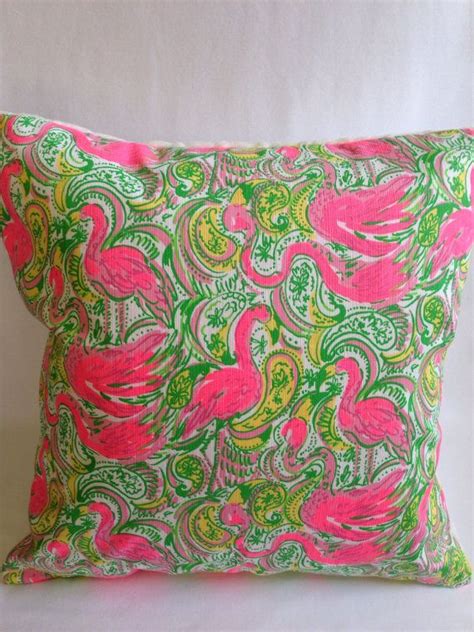 Lilly pulitzer patterns lilly pulitzer prints lily pulitzer illustrations iphone wallpaper this pillow is made with white cotton sateen fabric for the body, (front side and back side. Lilly Pulitzer Pillow Lilly Pillow Cover Dorm Pillow | Lilly pulitzer pillows, Pillow covers ...