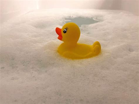 Homemade Bubble Bath For Kids Is A Lie Heres What To Use Instead