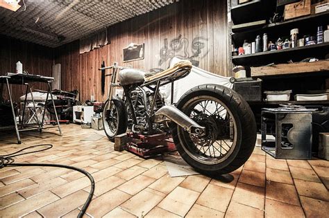 Hd Wallpaper Cafe Racer Frame Garage Making Mechanic Motorbike