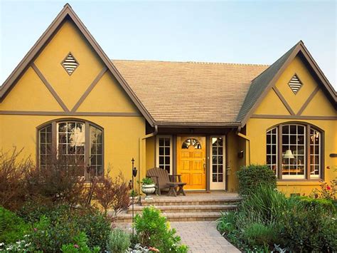 20 Inviting Home Exterior Color Ideas Exterior Paint Colors For House