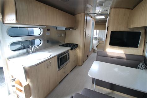 New and Used RV Travel Trailers for Sale - RVHotline Canada RV Trader