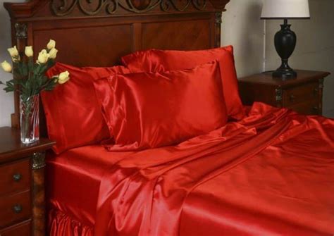 Glamorous Satin Sheets For The Bedrooms In 2020 With Images Satin