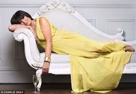 Sandie Shaw Lifts The Lid On The Swinging Sixties Daily Mail Online