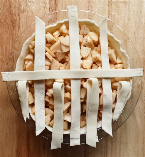 Cinnamon Apple Pie With A Lattice Crust