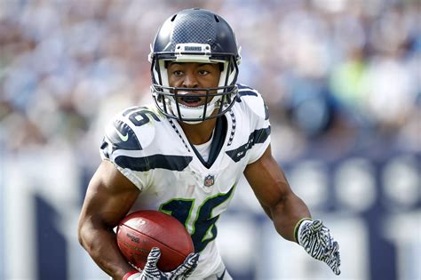 Tyler Lockett Spends Birthday Week By Giving Back To The Community